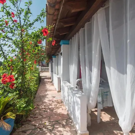 Sea View In Benitses With Terrace Or Balcony * Benitses (Corfu)